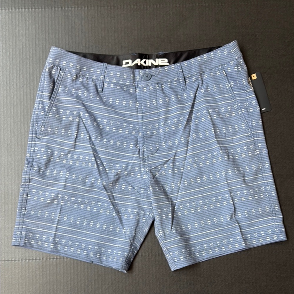 Dakine Blue and White Patterned Hybrid Shorts Size 36